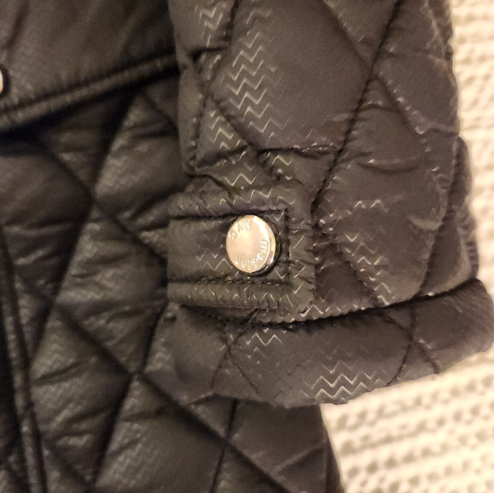 NWOT Madden Girl Black Puffer Coat with Cream Lining. Never Worn - Picture 7 of 8